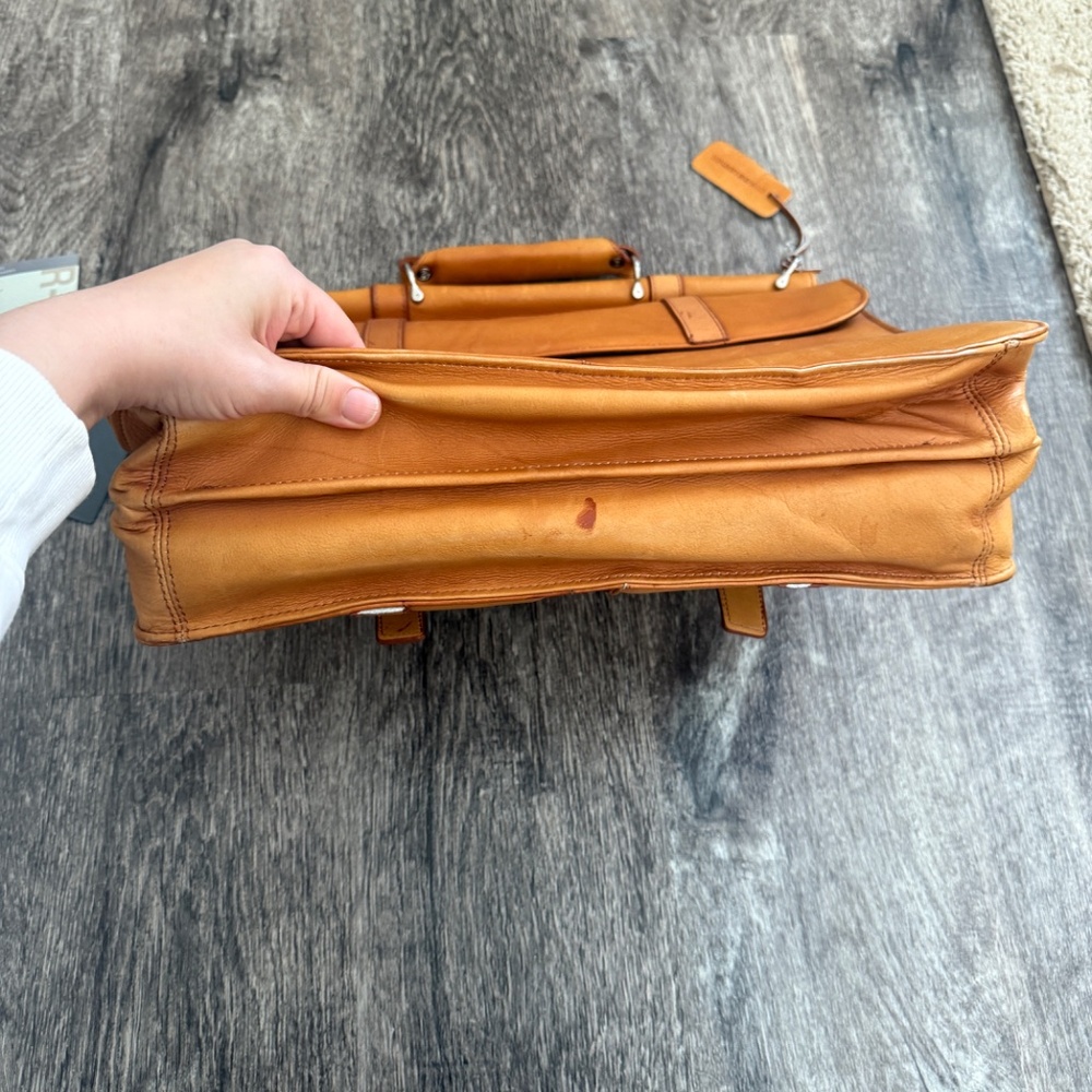 Kenneth Cole Reaction R-tech Leather Portfolio Laptop Computer Case Bag 15" Tan - Picture 4 of 6